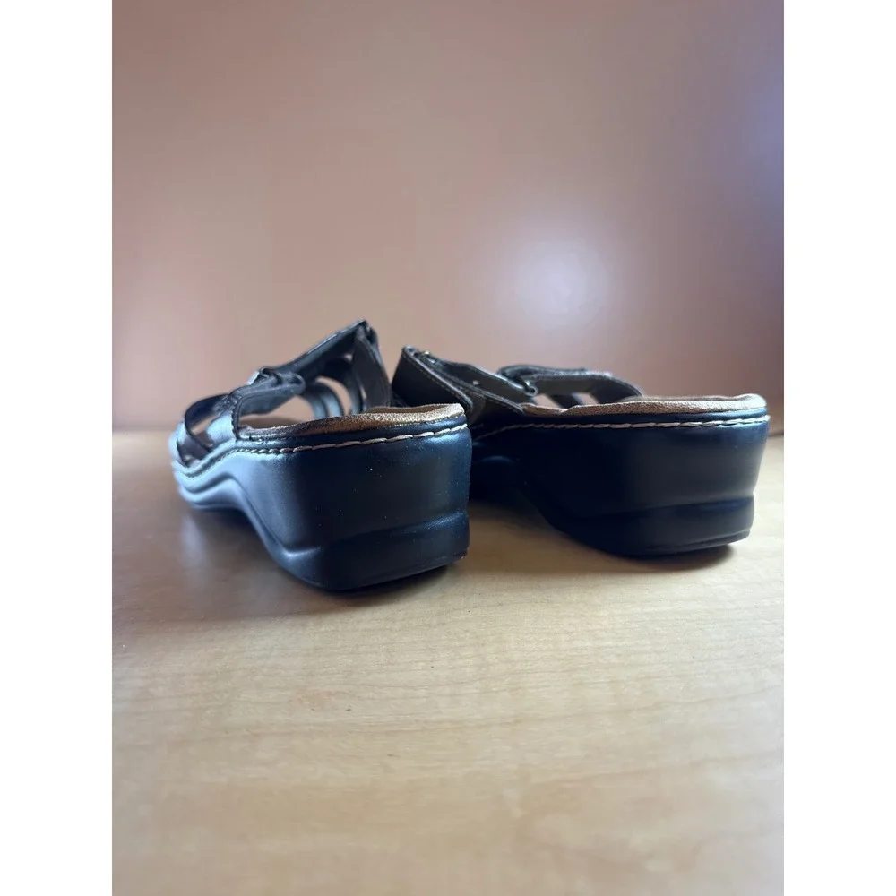 Clarks‎ Bendables Womens 11W Pewter Metallic Leather Cutout Wedge Slide Sandals